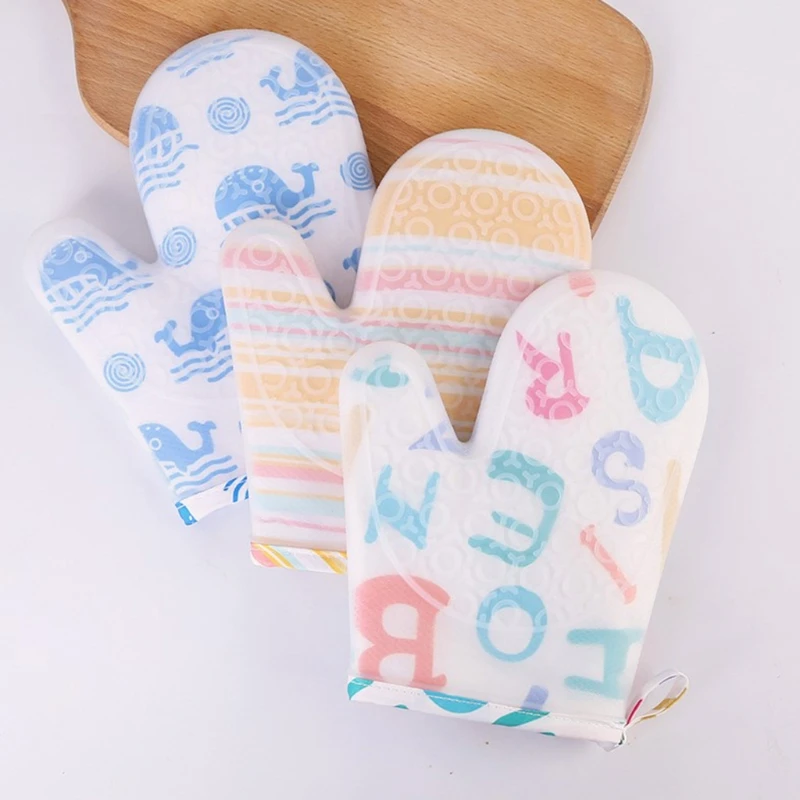 Premium Silicone Pot Holders Non-Slip Oven Mitts Hook Holes Design Cotton Lining Easy to Use and Store Hook Holes Design