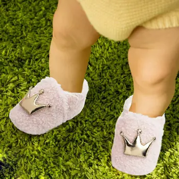 

Winter Crown Furry Baby Walking Shoe Coral Velvet Point Glue Sole Magic Sticker Soft Soled Non-slip Footwear Crib Walkers
