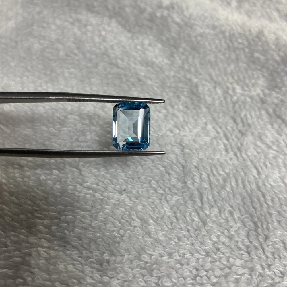 Emerald cut 10&times;8mm 4.1 carats 100% natural sky blue topaz loose gemstone for fashion earring Ring making