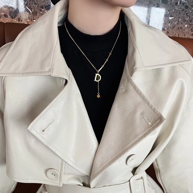 2020 new classic titanium steel D letter pendant Necklace for woman fashion jewelry autumn sweater chain girl's neck chain - Image 2