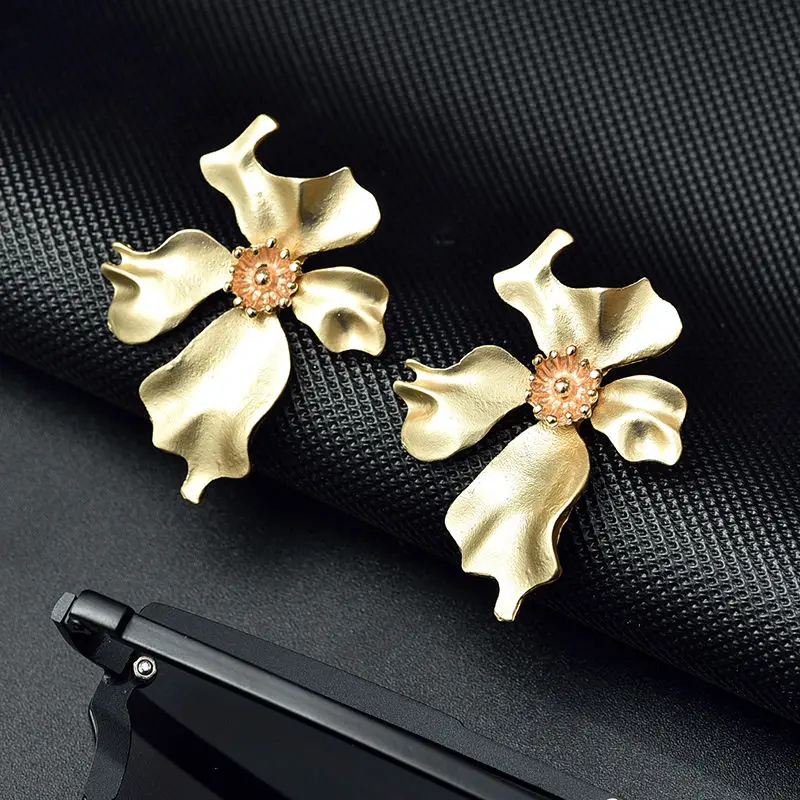 Серьги с двумя цветами, модные золотые/серебряные серьги в виде цветов для женщин, ювелирные изделия для свадебной вечеринки, женские металлические серьги в стиле бохо
