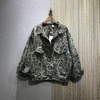 

2020 Spring New Style Leopord Pattern Large Pocket Workwear BF Style Casual Short Coat Jacket Women's Fashion Denim Jacket