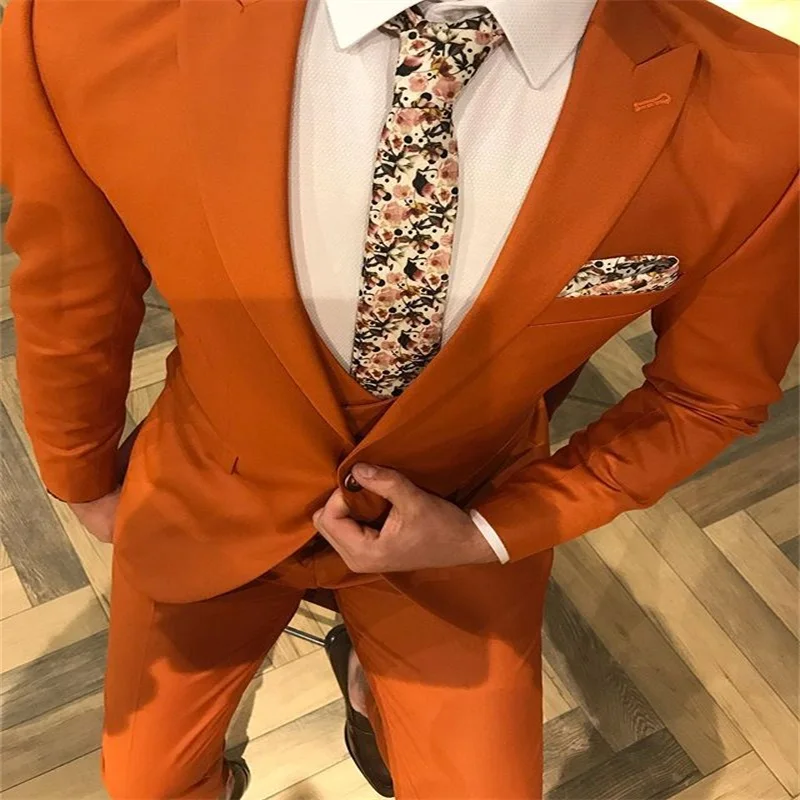 

Handsome Polyester Blend Men's Suits Formal Groom Prom 3 pieces Notch Lapel Two Button Tuxedos 36 38 40 42 44
