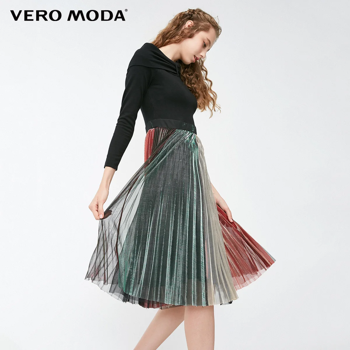 Vero Moda Новое поступление Плиссированное трикотажное платье с вырезом лодочкой и открытыми плечами с блестящими стежками с длинными рукавами | 31837D506