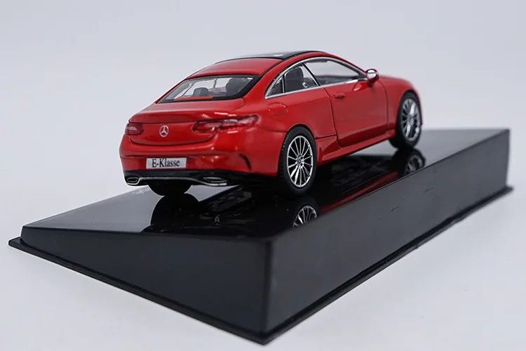 1:43 E300 E-KASE Coupe модель сплава автомобиля статические высокой моделирования металлические модельные автомобили с оригинальной коробкой