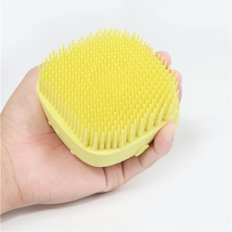 13240842929_1089743692