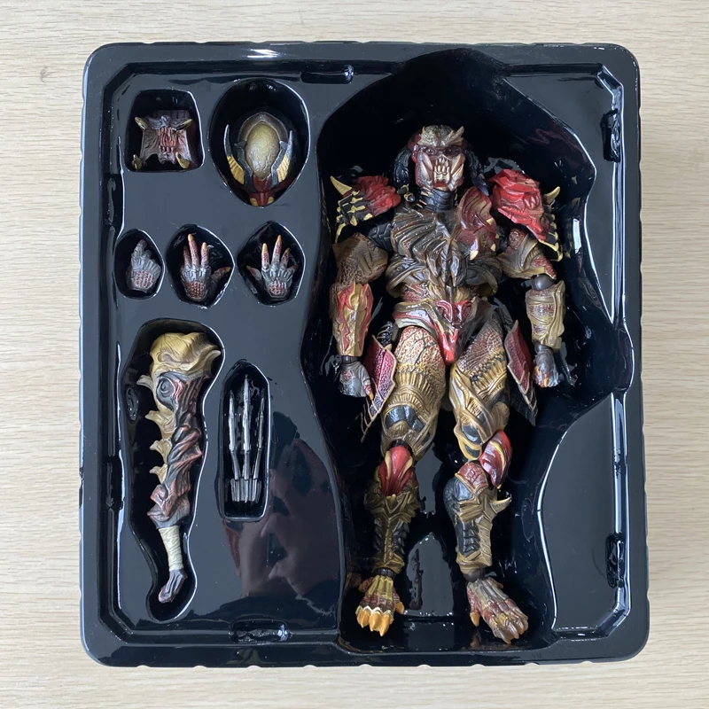 украшать хищника