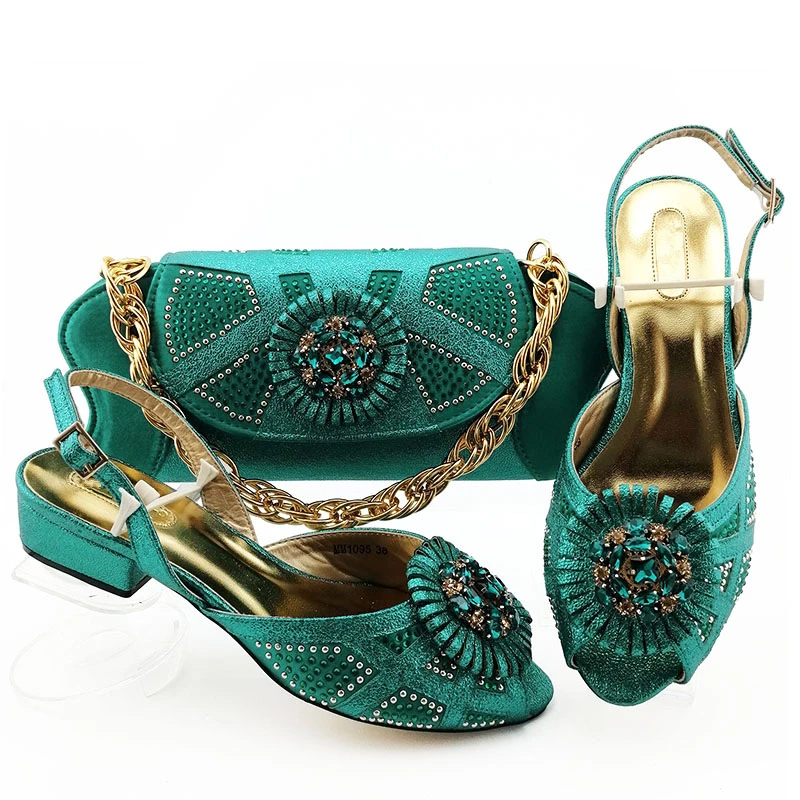 Итальянский комплект из туфель и сумочки высокого качества на низком каблуке, нигерийский женский свадебный комплект из туфель и сумочки, украшенные стразами, элегантные туфли-лодочки - Цвет: Teal