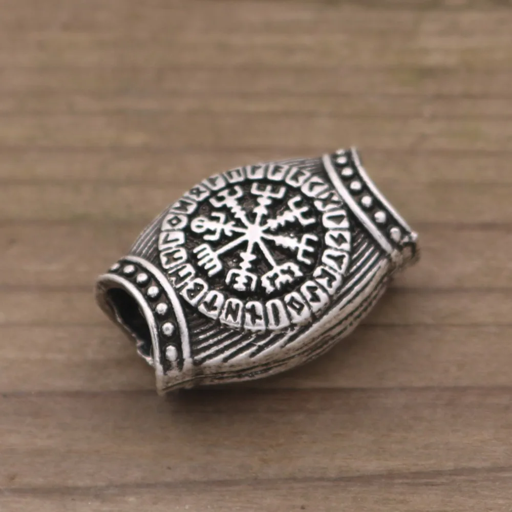 10720361345_1834346341 (1)