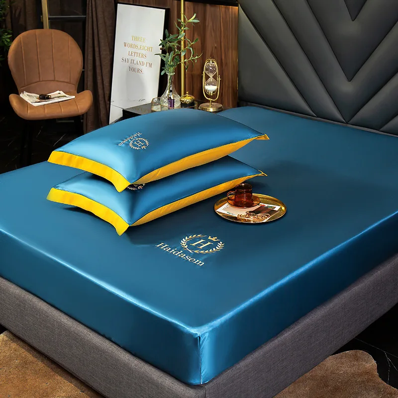 

2/3 Pcs Machine Washable Bed Cover Sheet Mat Set Folding Summer Cool Matress Cover Air Conditioning Bedspread for 4/5/6 FT Bed
