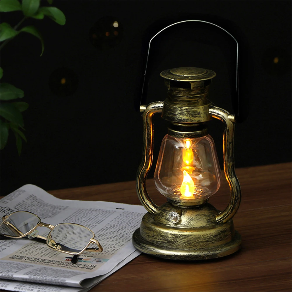 Iron Vintage Retro Kerosene Lanterns Oil Lamp Portable Lamp Solar