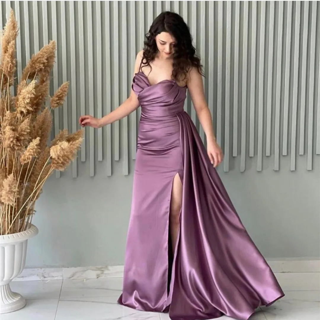 

Vintage Pleated Long Side Slit Satin Evening Dresses A-Line Sleeveless Sweetheart Floor Length Formal Party Gown for Women