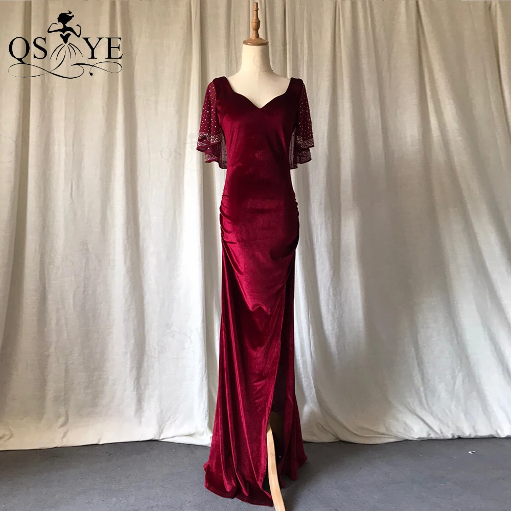 robe-de-soiree-en-velours-rouge-profond-longue-froncee-col-en-v-manches-cape-chale-robe-formelle-paillettes-hanches-froncees-sexy-fente-laterale-bal-de-promo