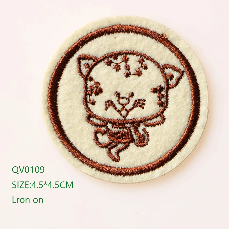 QV0109 Милая собака, кошка, смайлик круглая Икона вышитая железная нашивка для одежды DIY полосатая одежда Лоскутная наклейка пользовательские значки - Цвет: QV0109