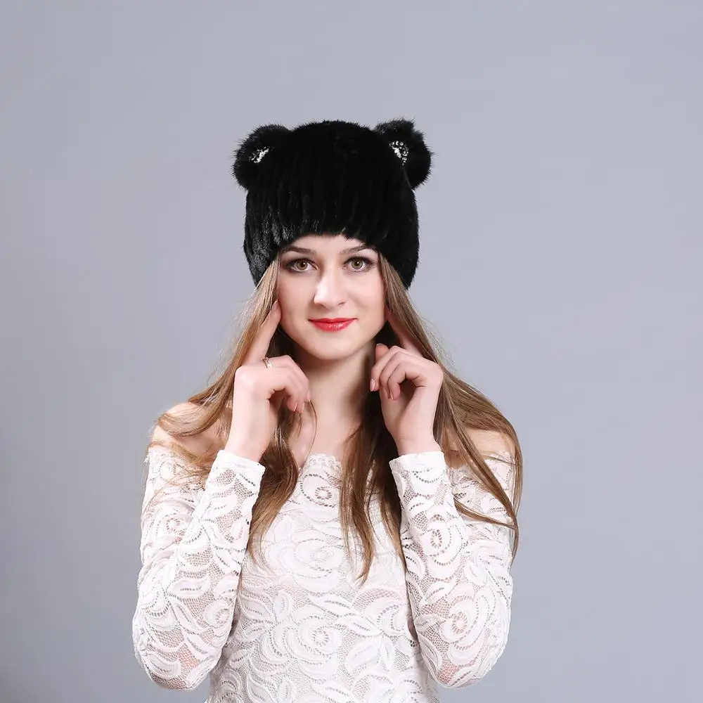 Женская шапка из норки вязаная с ушками без карнизов вышивкой женская модная