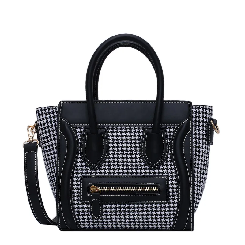 

2019 new women's handbag fashion wing smiley face bag casual tide set one-shoulder slanted bag ladies hand bags