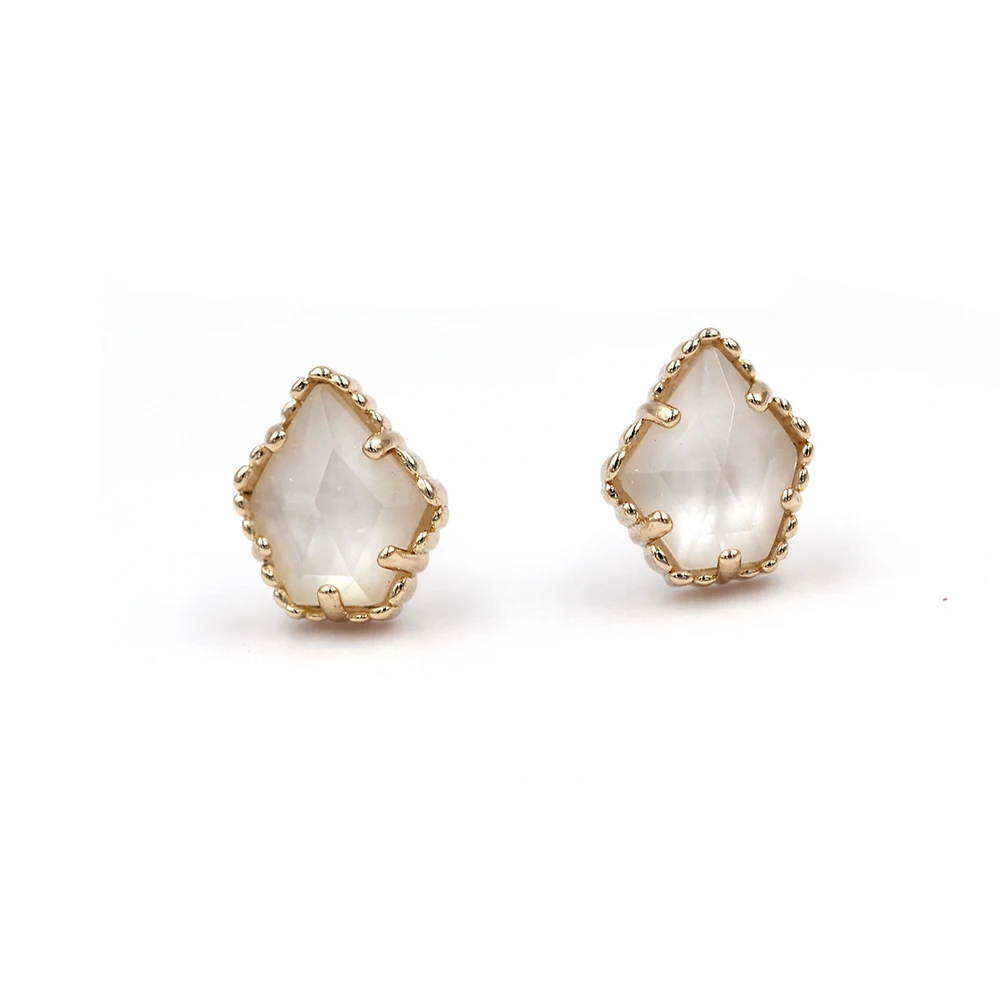 gold pearl earrings
