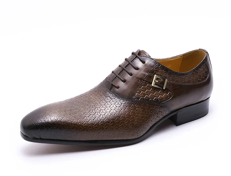 Мужские модельные туфли; деловая официальная обувь из натуральной кожи; красивые черные туфли на шнуровке с модным принтом; Прямая поставка; мужские туфли-оксфорды
