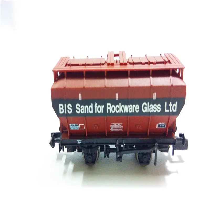 n scale train05