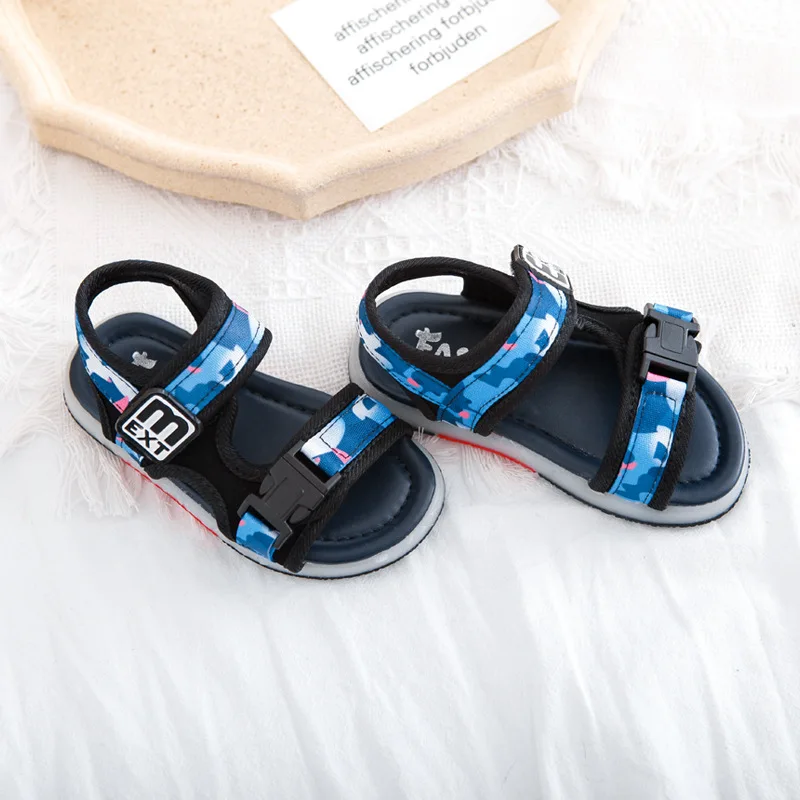 

Special Offer Not Summer Cool Men And Women Small Middle And Large Children Sandals Sandals LED Light 3.30