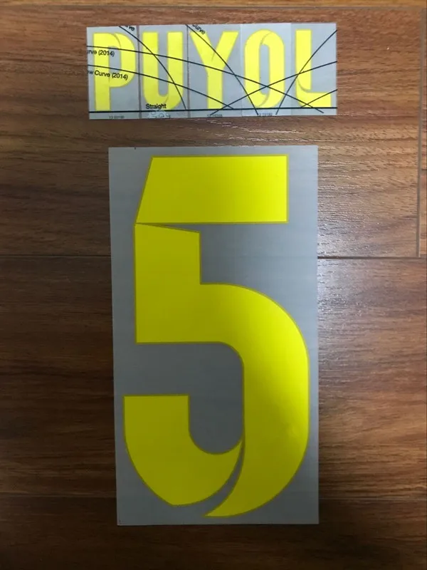 2012 2013 сезон 6 XAVI 7 David Villa 8. Иньеста 9 ALEXIS 14 Маскерано 24 S. ROBERTO печать nameset футбольная нашивка значки