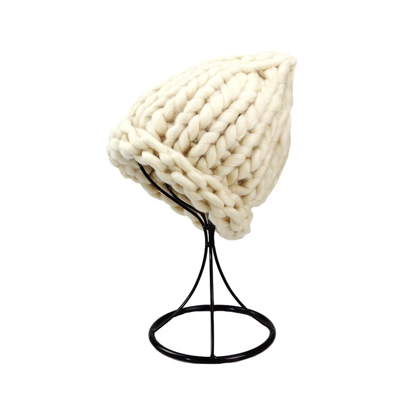 Beige Women Winter Warm knit hat New manual Coarse wool Weaving fashion crimping outdoor Ski Skullies Beanies cap Female Z184 - Цвет: Beige
