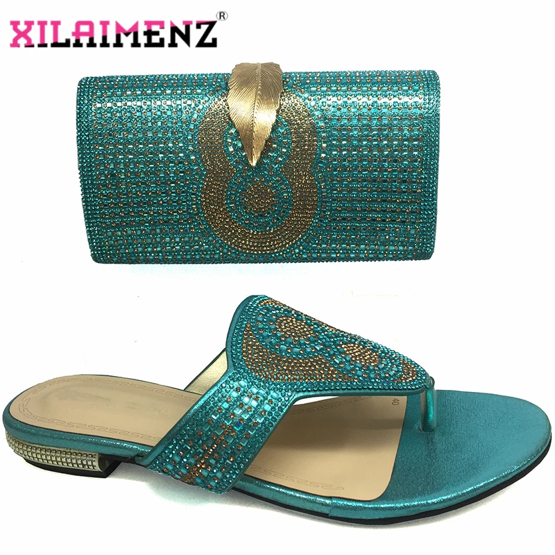 Комплект из итальянских туфель и сумочки небесно-голубого цвета; удобные вечерние туфли и сумочка в африканском стиле
