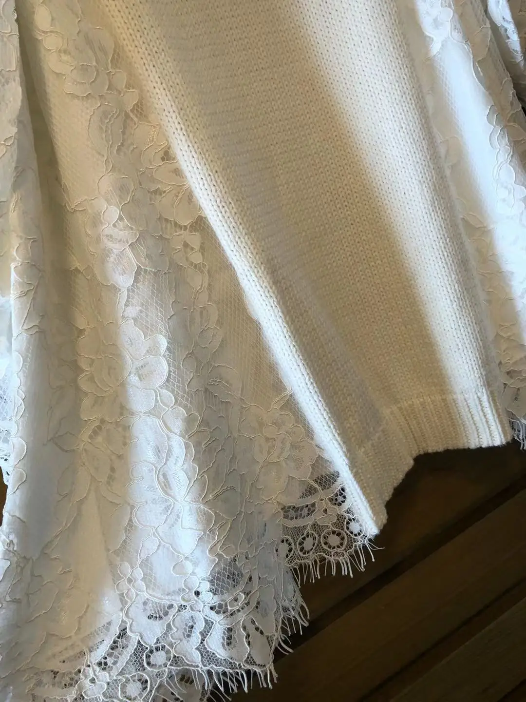 Новое Женское модное платье с длинными рукавами и круглым вырезом, водорастворимое кружевное платье с рукавами-фонариками, Шерстяное приталенное платье 1102