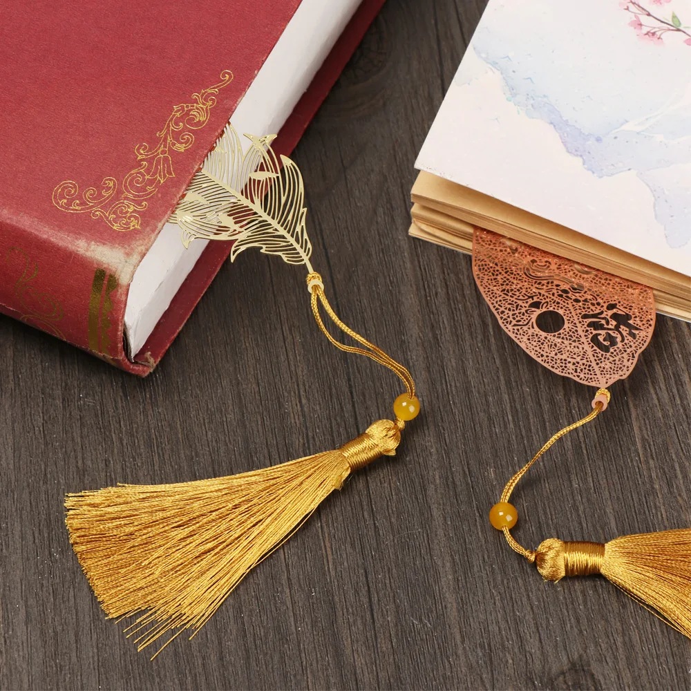 1 ud. Estilo chino Vintage vena de la hoja marcador de libros metálico Clip pluma ahuecada borla paginación marca papelería escuela Oficina regalos