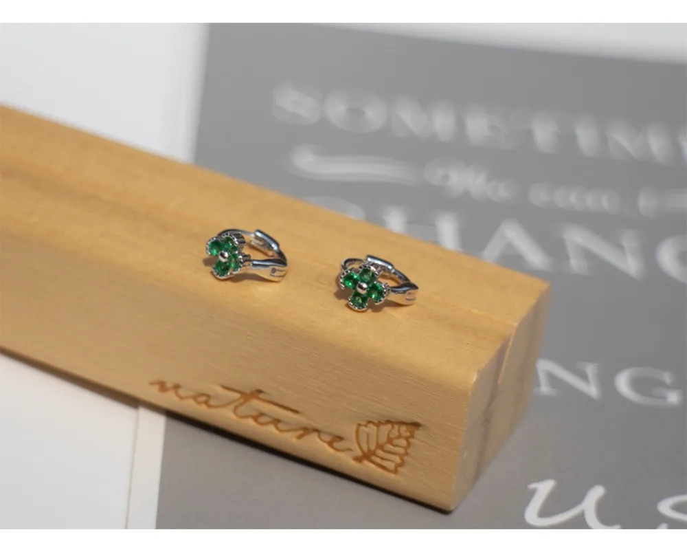 Серьги из стерлингового серебра 925 пробы, модные, циркониевые, четыре-застежка в виде листа, Ушные Кольца, мини-ушные кости, ушные пряжки, 5,2 мм, милый тренд, дикие женские серьги, еврей