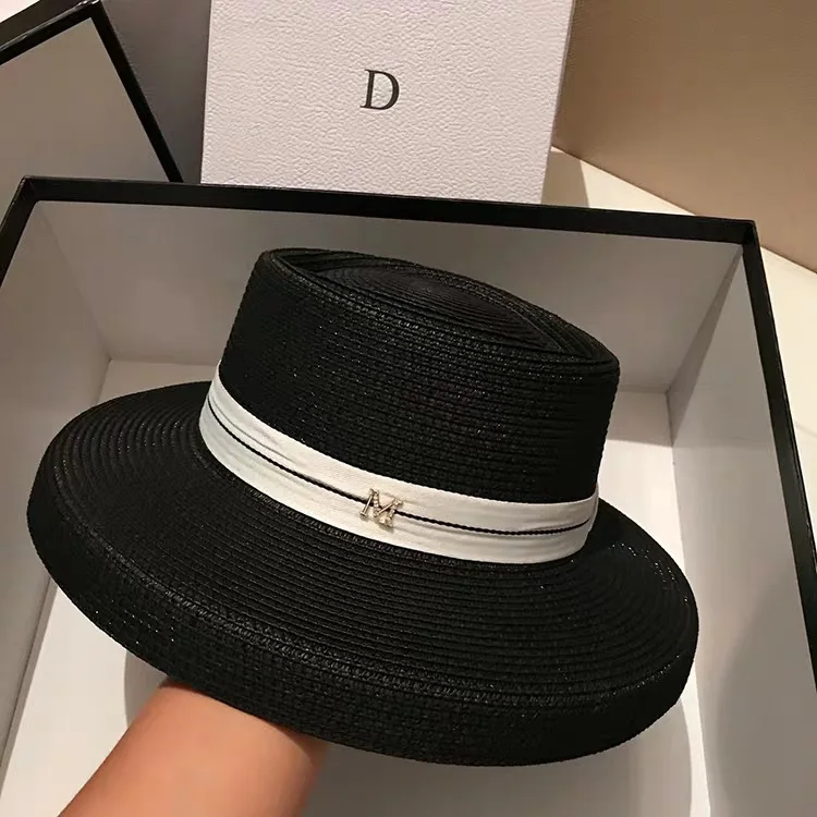 11526407978_1247660428