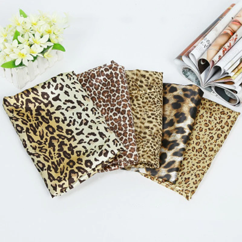 Yomdid леопардовая сатиновая ткань практичная DIY Швейные аксессуары для одежды шарф ручной работы материалы для украшения одежды