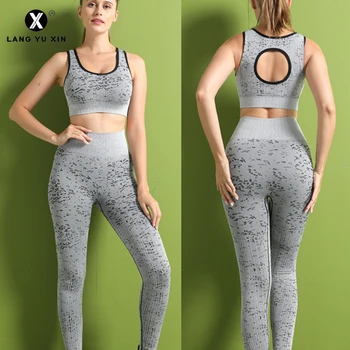 

2PCS Seamless Yoga Suit Women's Sportswear Fitness Push-up Bra High Waist Leggings Training Running Track Suit