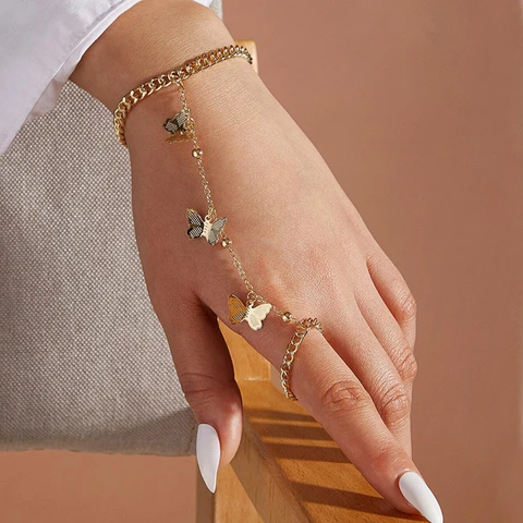Punk Gold Color Long Chain Butterfly Shape Ring for Women Girls Fashion Hiphop Rings Party Jewelry Gift