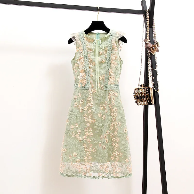 

High Quality Embroidery Party Dresses Runway Bohemian Flower Embroidered Summer Sleeveless Dress Women Vintage Mesh Vestidos