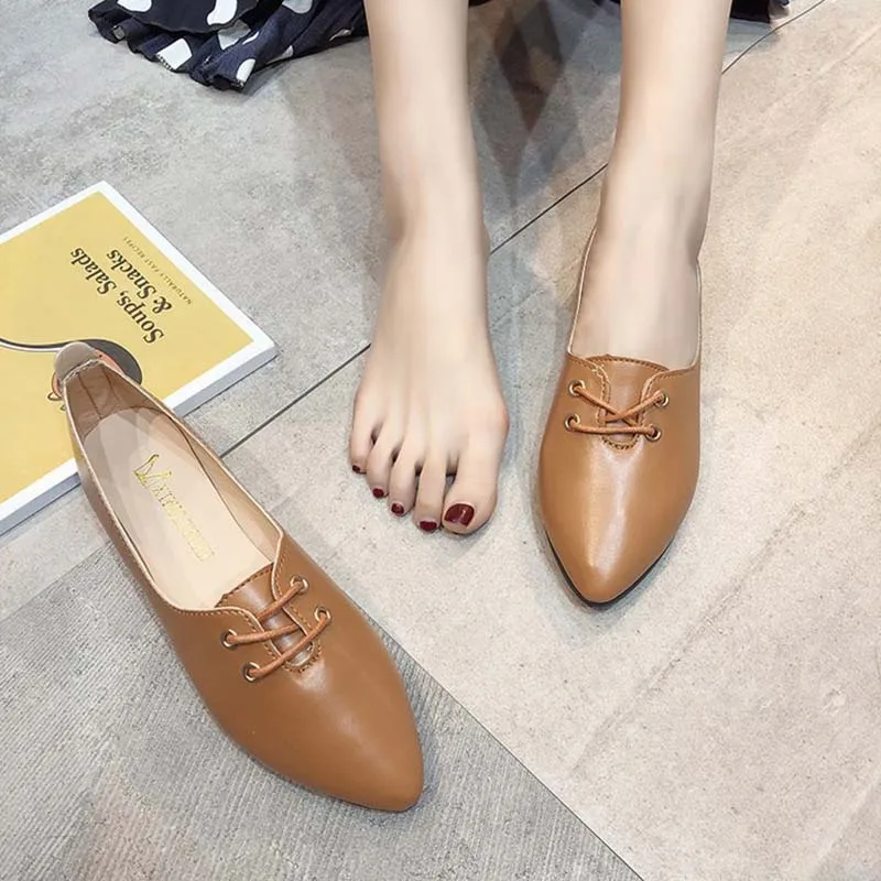 Scarpe donna/туфли из искусственной кожи на плоской подошве; Повседневные слипоны на плоской подошве; Лоферы для студентов; женская обувь; удобная обувь на мягкой плоской подошве с острым носком; женская обувь