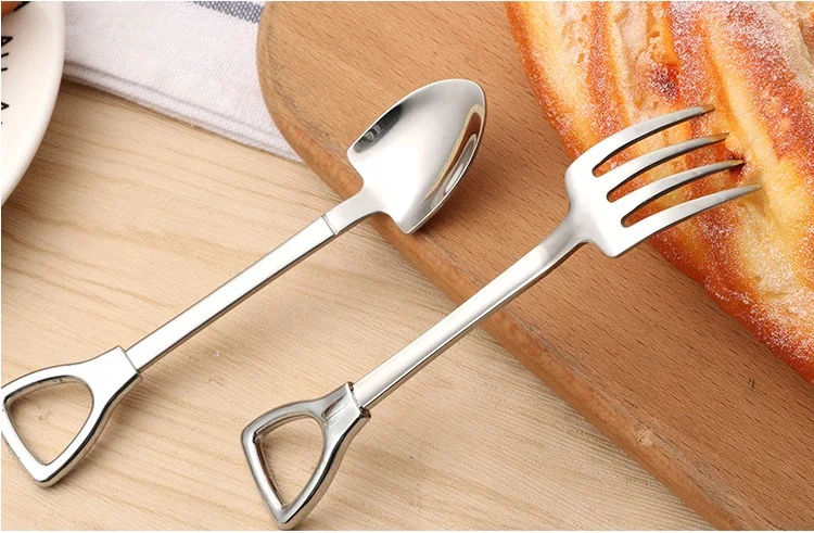 7299243235_187236008