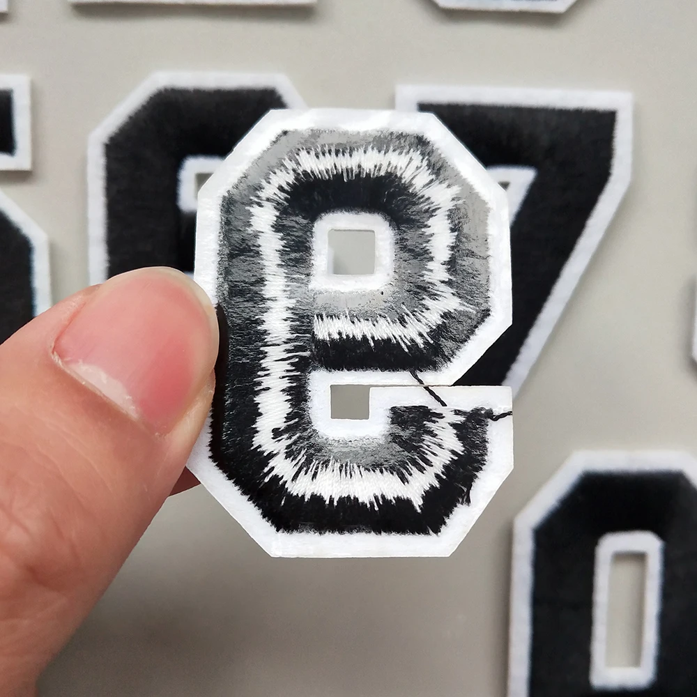 Patch number. Patch number. Lucky 13 картинки. Шевроны с цифрами. Красивые буквы стразами.