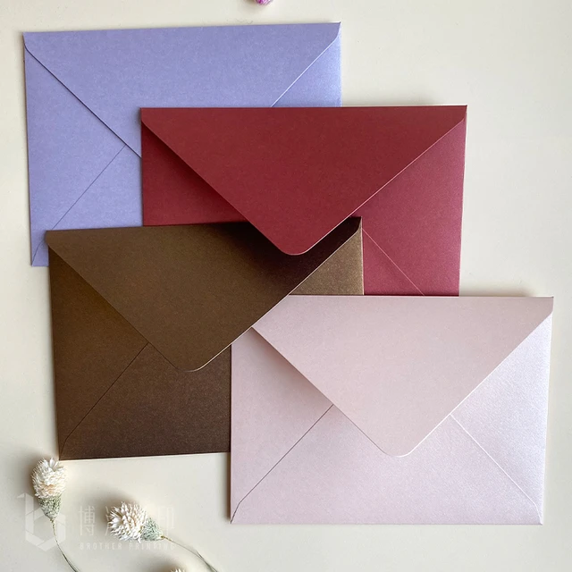 Enveloppes de couleur unie en papier perlé, lot de 4 enveloppes d