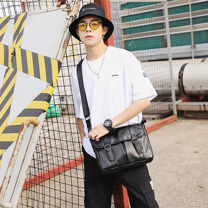 

2019 new retro shoulder bag satchel shoulder zipper backpack travel bag