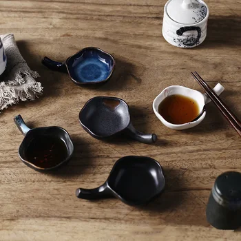 

Ceramic Flower Shaped Sauce Seasoning Sauce Plate Dual-use Chopstick Holder DIY Dining Table Decor