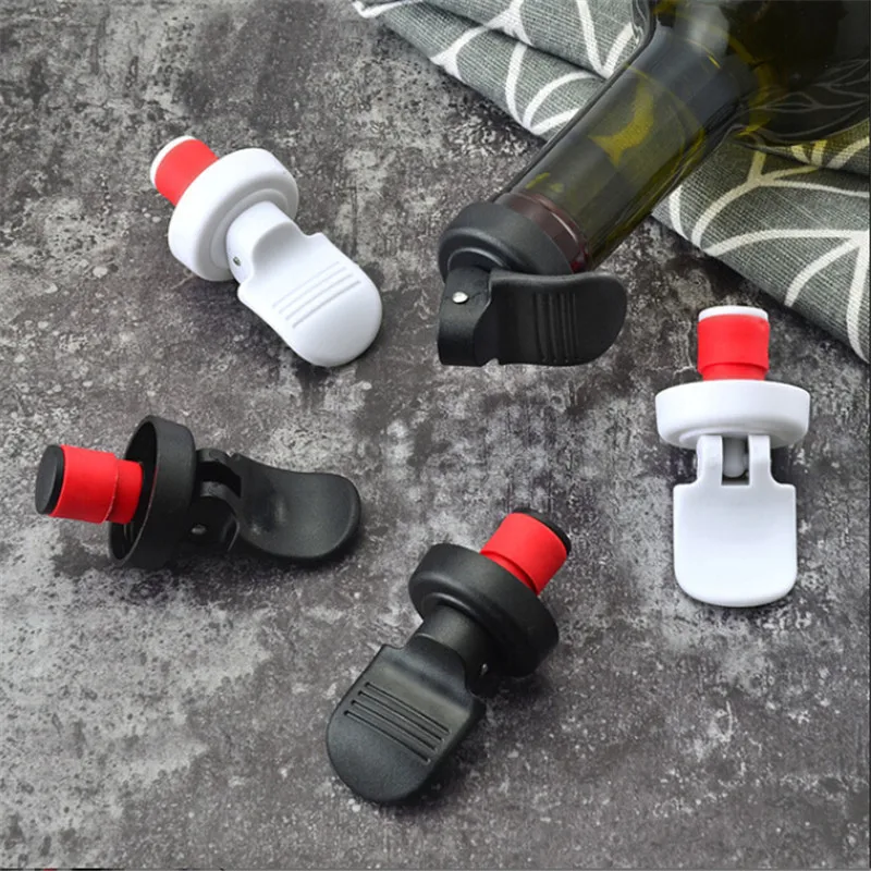 VacuumFreshkeepingWineBottlePlugWineBottleStopperBarHand