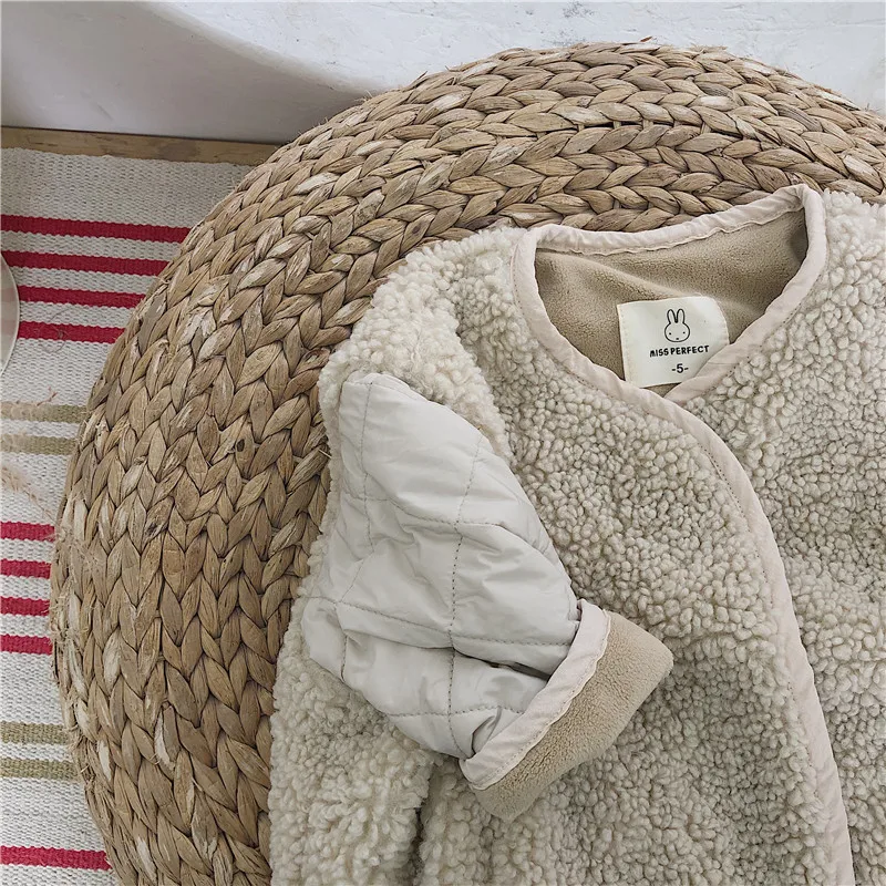 CamoFleece/Зимние Модные Плотные куртки в стиле пэчворк для девочек; модные утепленные флисовые пальто для маленьких мальчиков; одежда