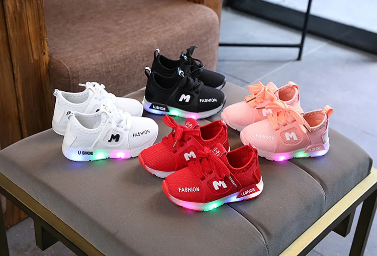 comfortable sandals child Sneakers Luminous Kids Kid Shoes Children Boys Air Mesh Breathable Sneakers basket anfant fille Kids Glowing Sneakers Size 21-30 extra wide children's shoes