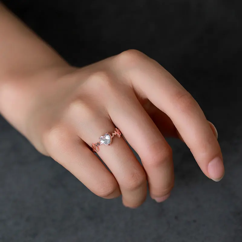 

New Arrival Charm Zircon Heart Shape Ladies Rings Luxury Rose Gold Alloy Adjustable ECG Ring Fashion Jewelry Gift For Women