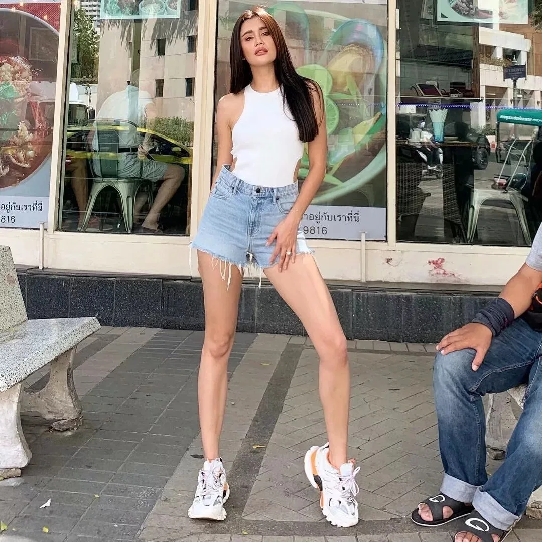 Lisar Hyuna Стиль Знаменитостей King AW разноцветные джинсовые шорты с дырками и высокой талией женские летние шорты в стиле ретро