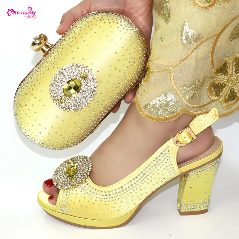 

New Arrival Gold Color African Women Matching Italian Shoes and Bag Set Decorated with Rhinestone Italian Ladies Shoe and Bag