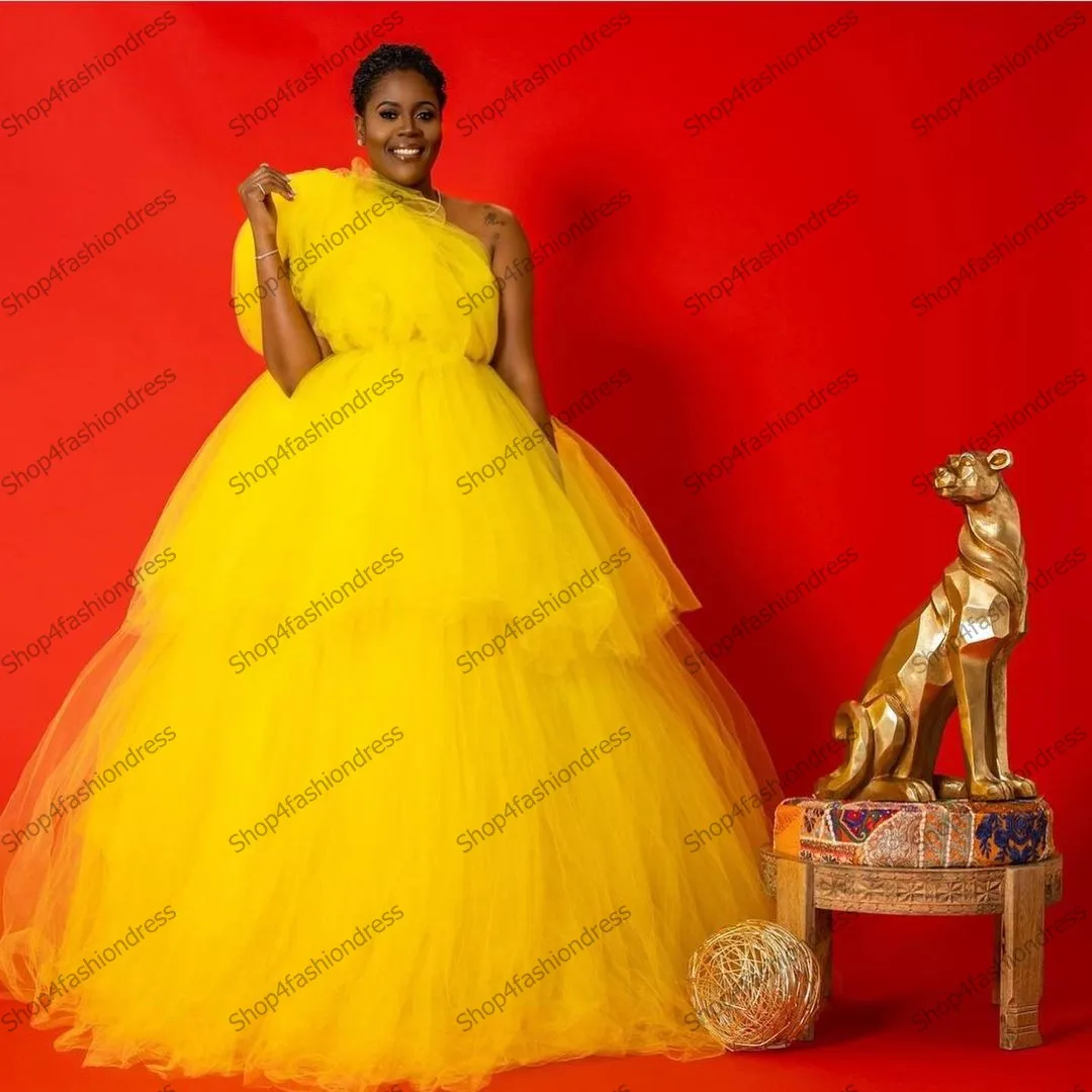 Puffy Yellow Tulle Prom Ball Gowns 
