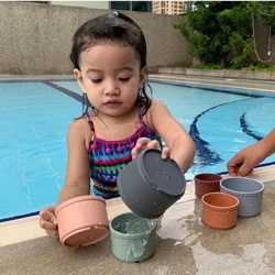 Jouets de bain Montessori pour enfants, baignoire, tasse à empiler, jeu d'eau de bain de 0 à 12 mois, jouet de sable de plage pour bébés garçons de 1 an 