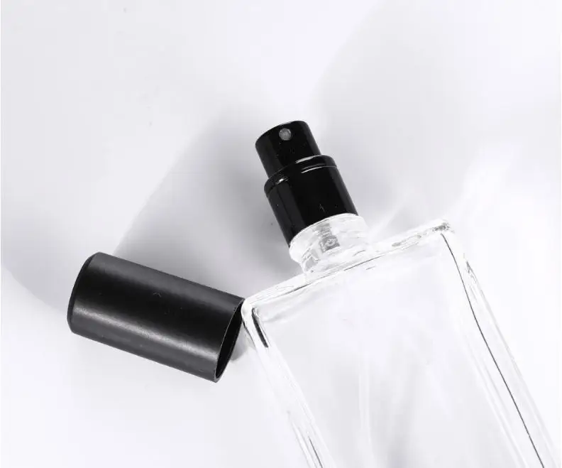 50pcs 50ml Glass Perfume Spray Bottle Refillable Travel Perfume Atomizer Empty Perfume Cosmetic Packaging Bottle SN110